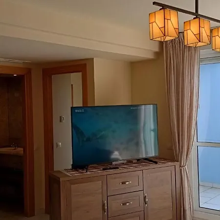 Apartment Beautiful 2 Bedroom Penthouse